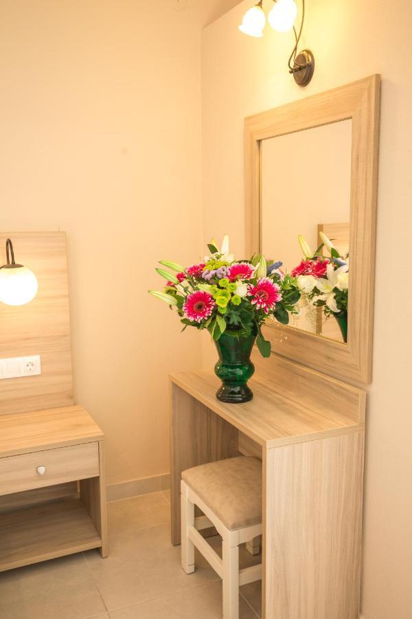 Mastorakis Hotel And Studios Hersonissos  Bagian luar foto